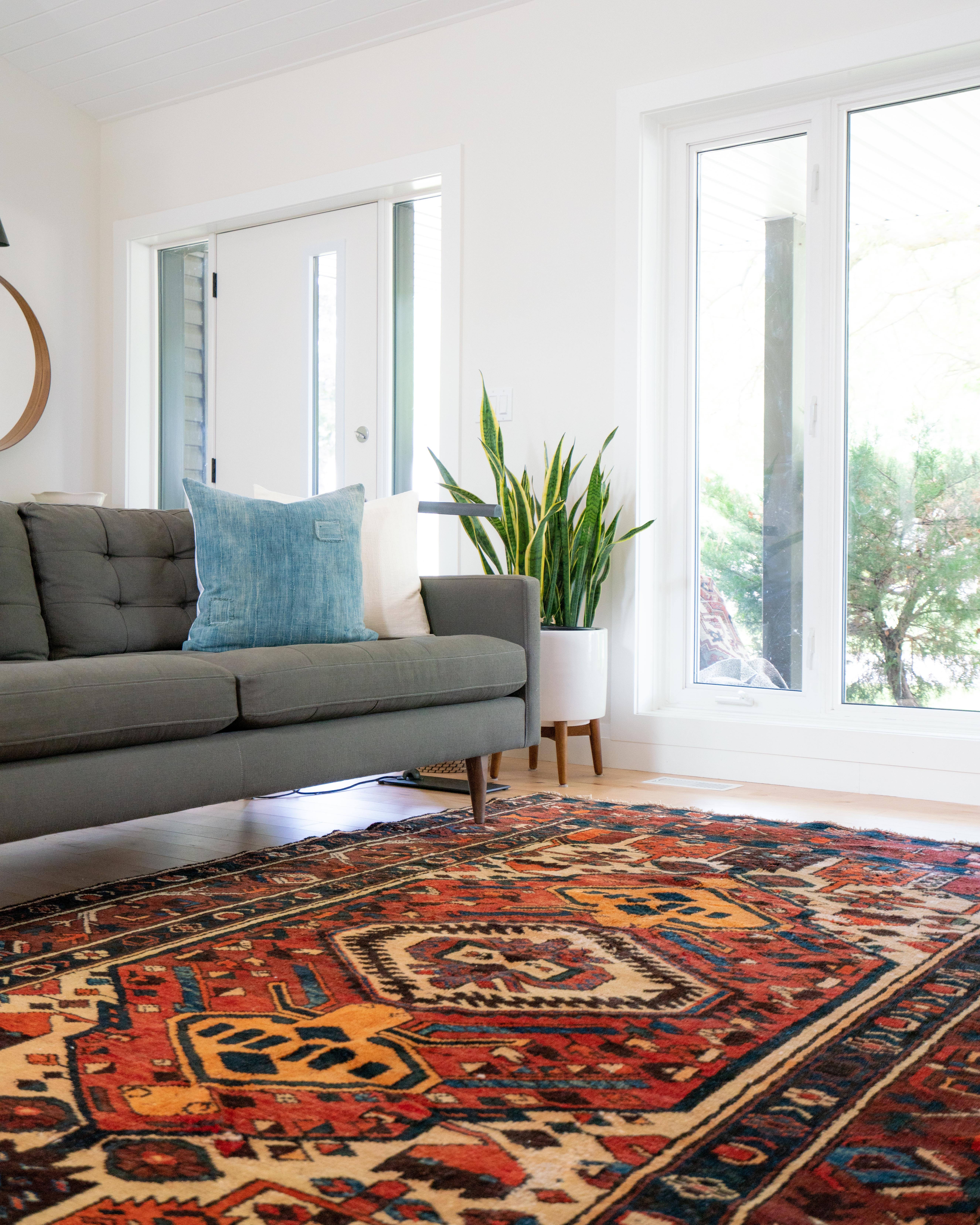 Three Benefits of A Rug Pad for Your Home's Area Rugs